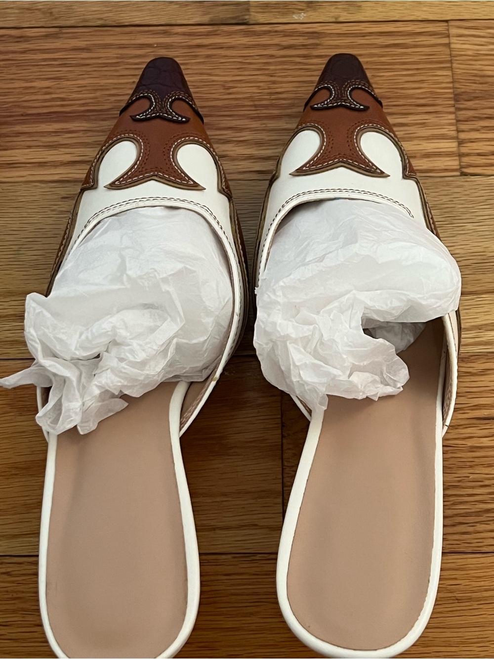 Women's White and Brown Leather Slip-On Mules